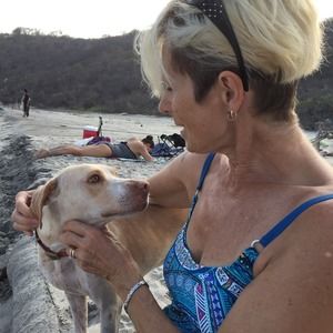 Meet your Posher, Laura